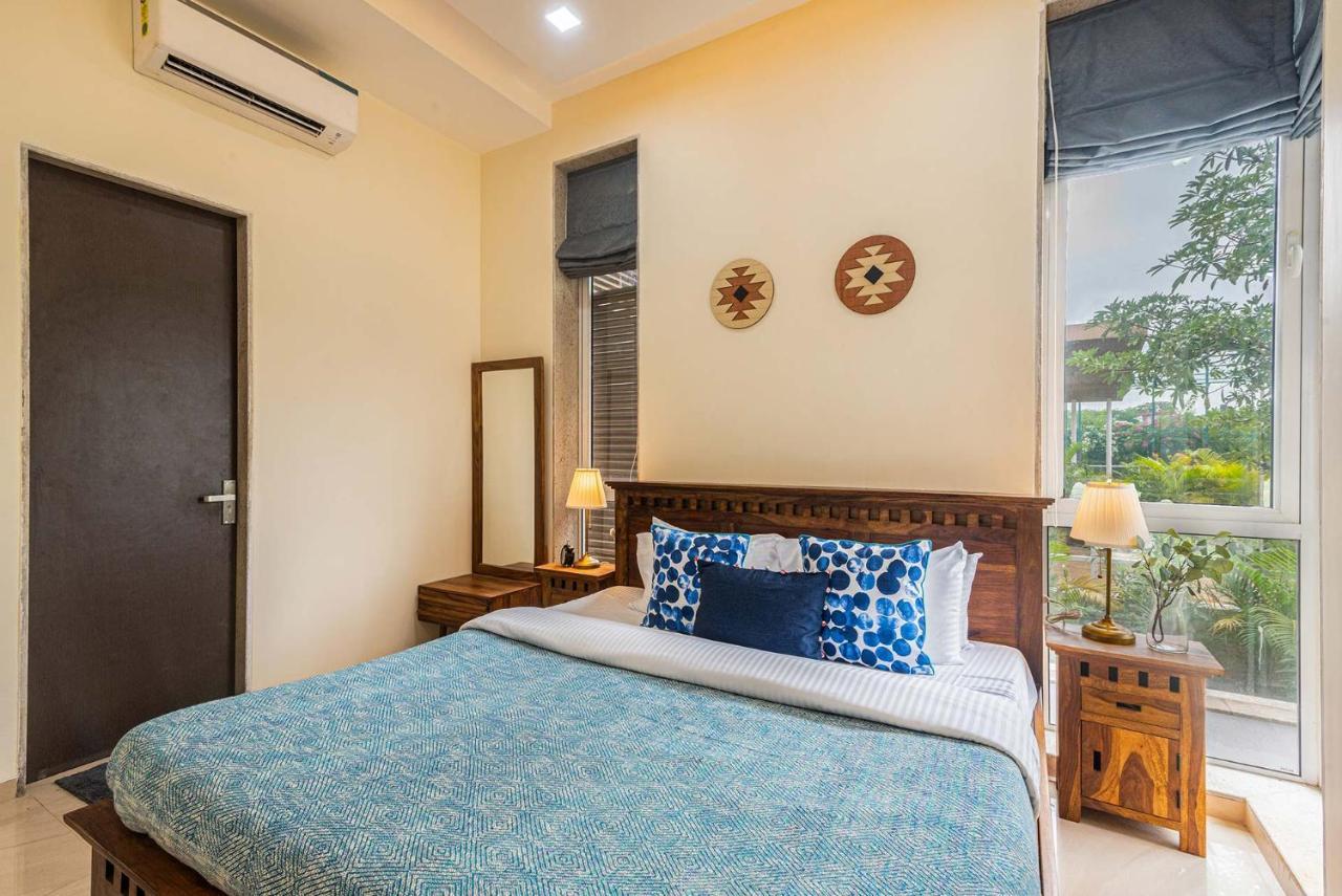 Sierra Skies By Stayvista - A Mountain-View Villa Featuring A Rooftop Swimming Pool, Jacuzzi, Turf, And A Gym For An Elevated Stay โลนาวาลา ภายนอก รูปภาพ